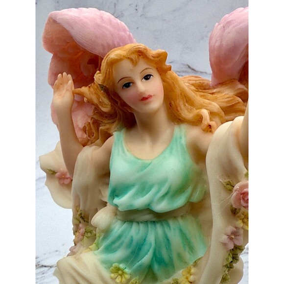 Seraphim Classics “Chelsea" Summer’s Delight” Angel Figurine by Roman #78048 - Picture 3 of 16